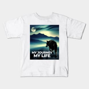 Lone Wolf Moonlit Quest Kids T-Shirt